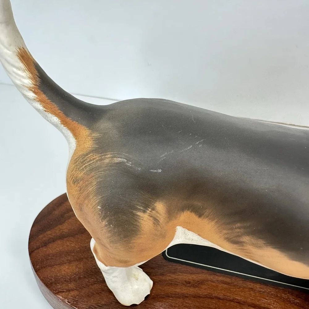Beswick Basset Hound Connoisseur Model Dog Beswick England Figurine Mounted